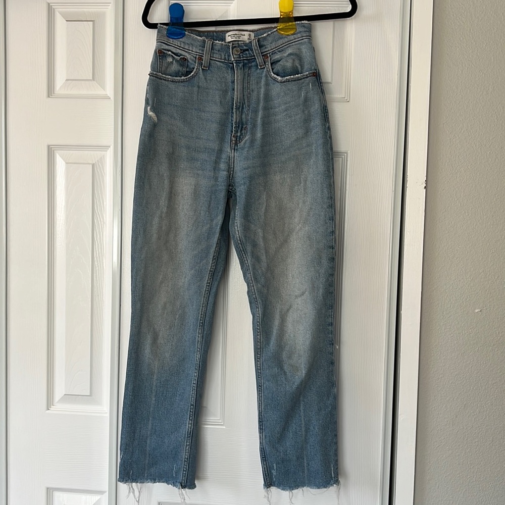 ABERCROMBIE Ankle Straight Ultra High Rise - curve love